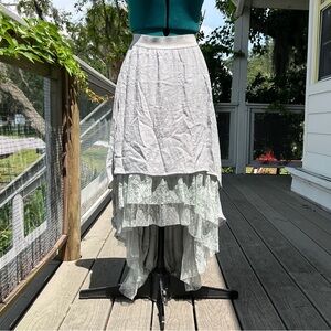 A’reve by Anthropologie: Elegant Gray Layered Skirt